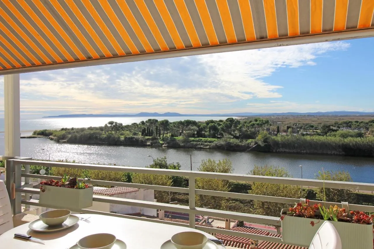 Apartment Basic Comfort Apartamento Muga Park 0116 Empuriabrava Spain